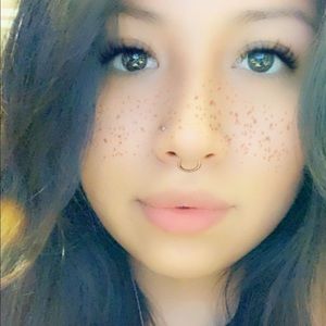 Meet your Posher, Maribel